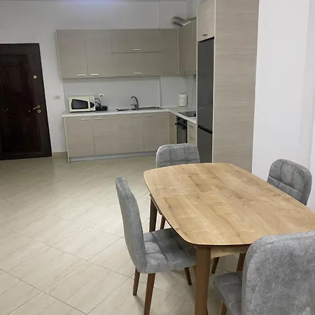 Relaxing And Spacious Apartament *